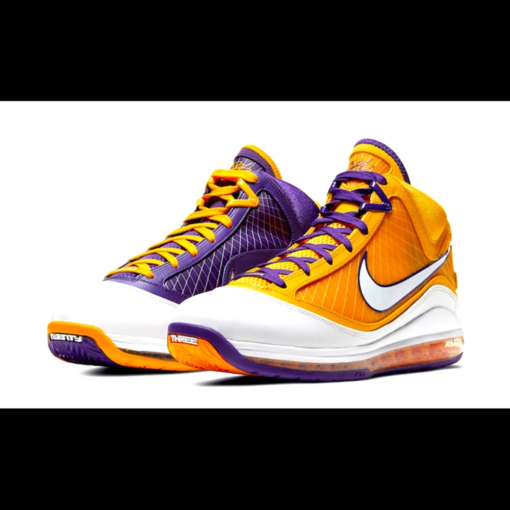 SOLD Nike LeBron 7 Media Day Purple 2020 Size 7M, 8.5w